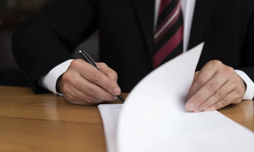 Novela zákoníku práce 2025: Delší zkušební doba a změny ve výpovědní lhůtě
