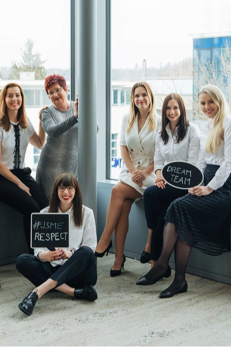 HR business partner,
Specialista na vzdělávání,
Mzdy